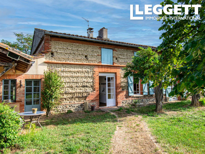 Image No.10-5 Bed House for sale