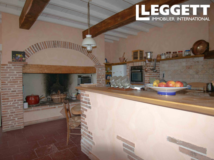 Image No.3-5 Bed House for sale