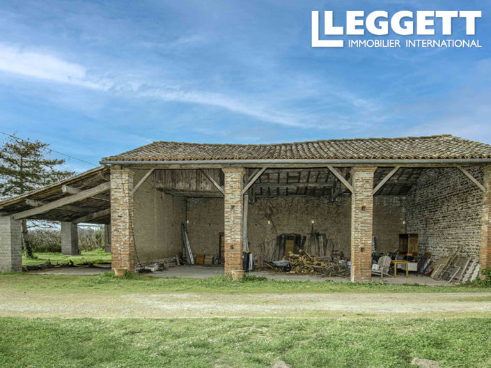 Image No.9-5 Bed House for sale