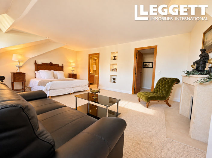 Image No.8-4 Bed Apartment for sale