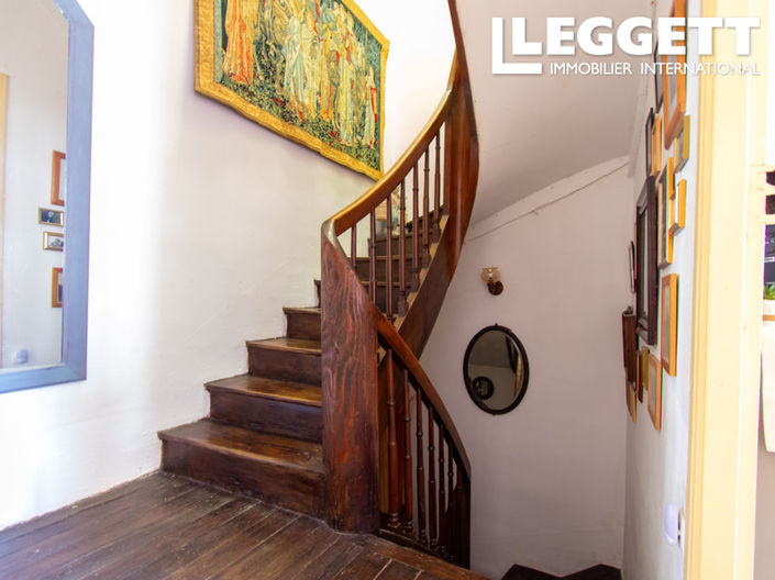 Image No.8-3 Bed House for sale