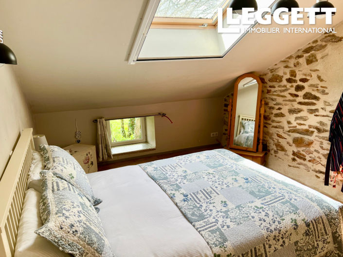 Image No.9-4 Bed House for sale