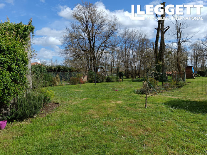 Image No.2-3 Bed House for sale