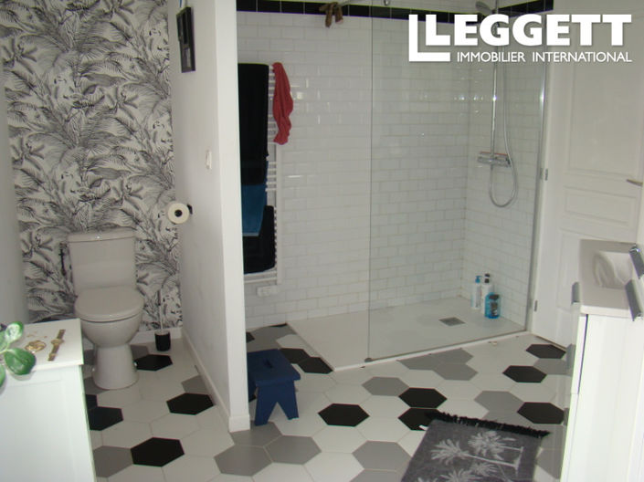 Image No.7-3 Bed House for sale