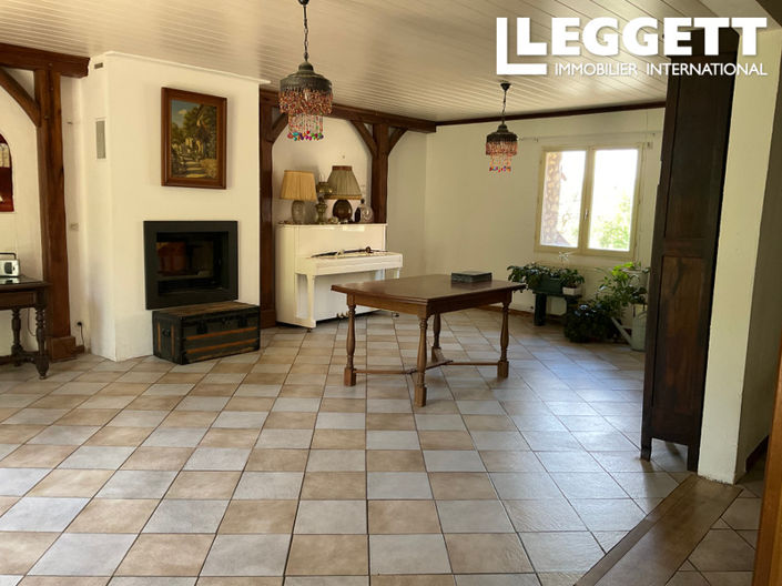 Image No.4-Maison de 5 chambres à vendre à Saint-Hilaire-la-Plaine