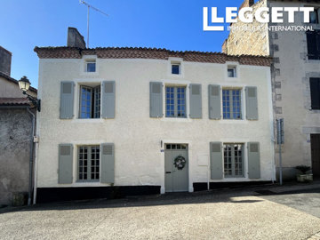 1 - Lussac-les-Châteaux, Maison