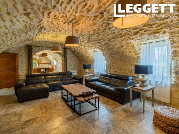 Image No.6-12 Bed House for sale