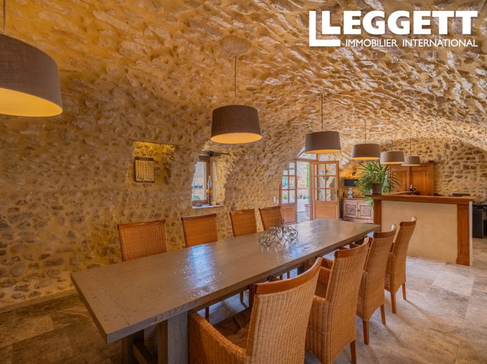 Image No.7-12 Bed House for sale