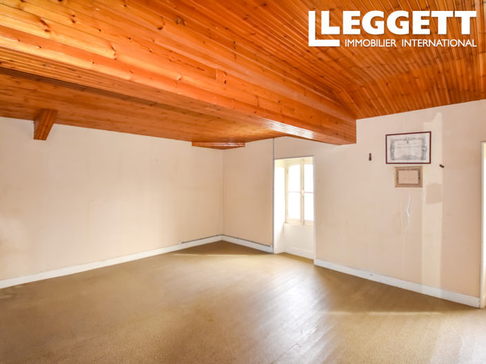 Image No.7-5 Bed House for sale