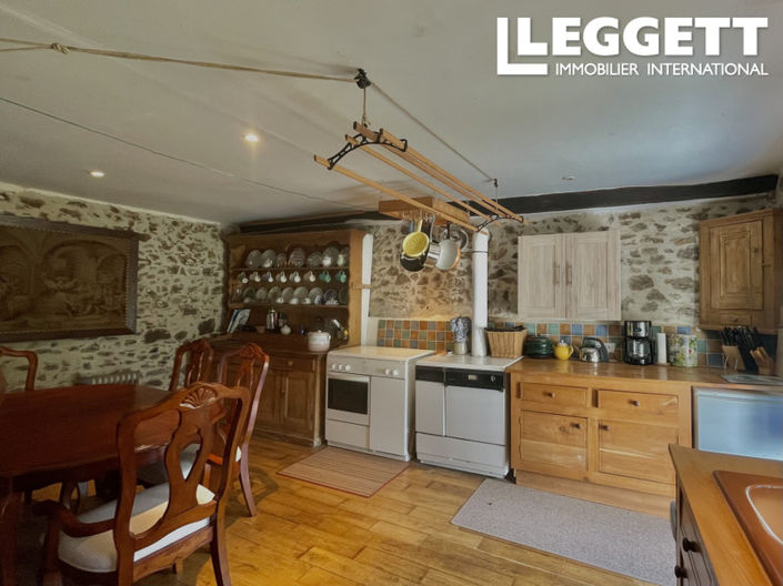 Image No.6-5 Bed House for sale