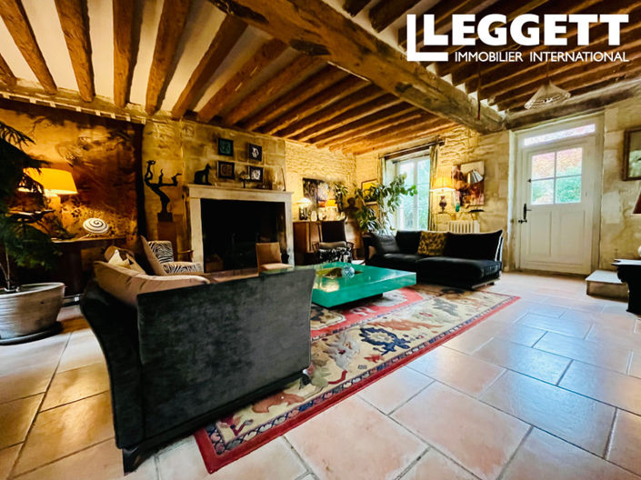 Image No.2-4 Bed House for sale