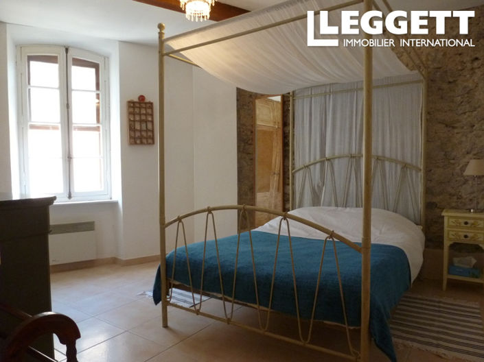 Image No.6-3 Bed House for sale