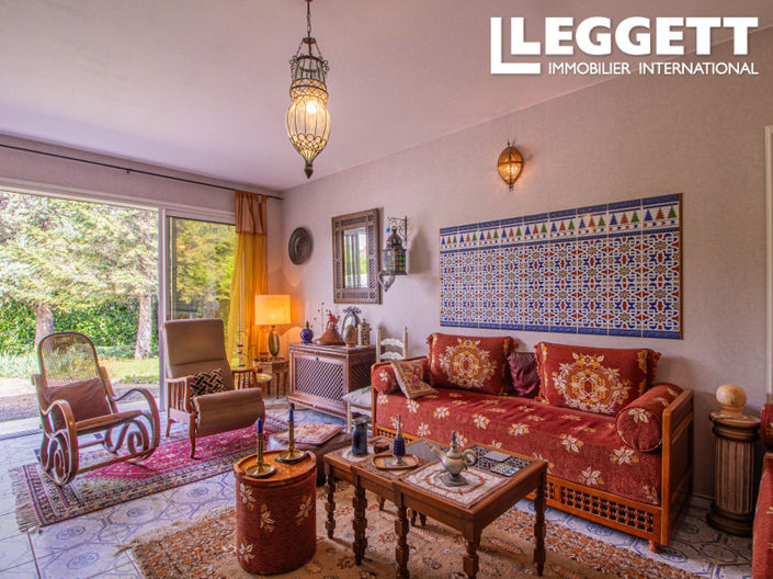 Image No.6-5 Bed House for sale