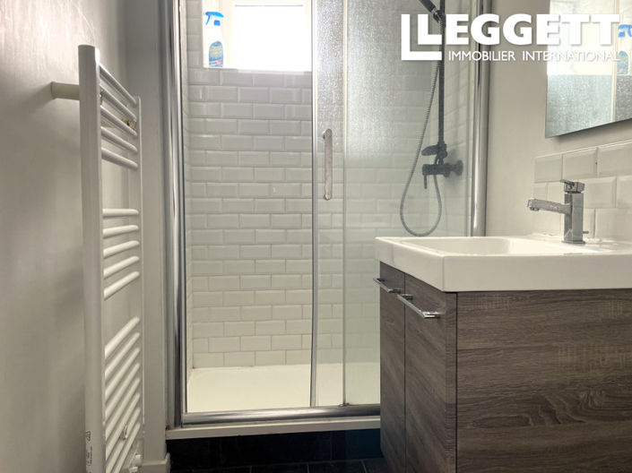 Image No.9-2 Bed House for sale