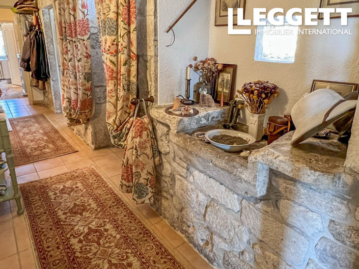 Image No.3-5 Bed House for sale