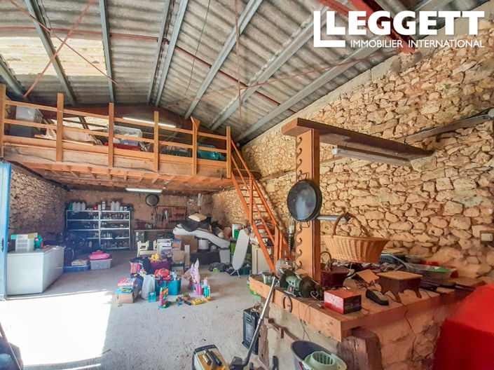 Image No.9-3 Bed House for sale