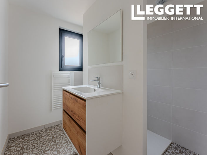 Image No.5-3 Bed House for sale