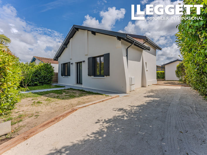 Image No.8-3 Bed House for sale