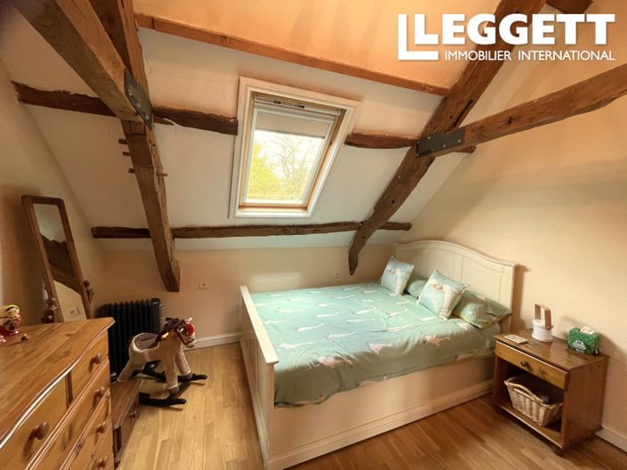 Image No.10-9 Bed House for sale