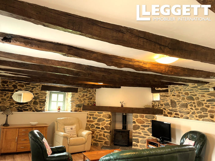 Image No.8-9 Bed House for sale