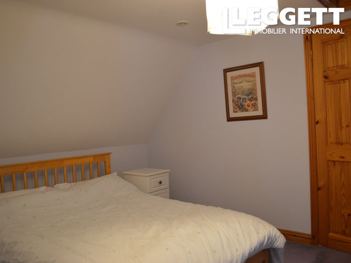 Image No.7-House for sale