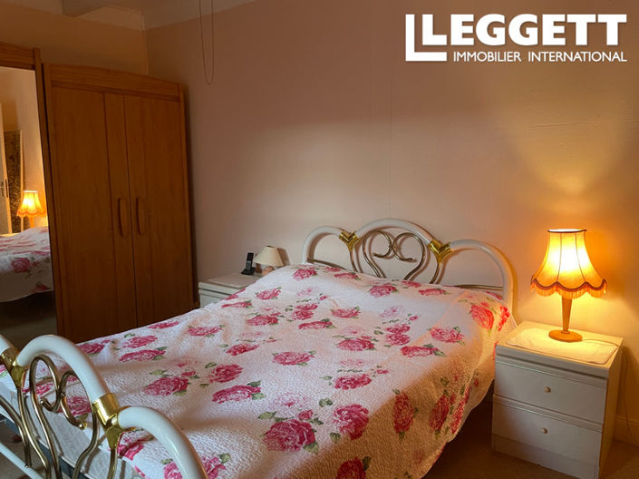 Image No.10-4 Bed House for sale