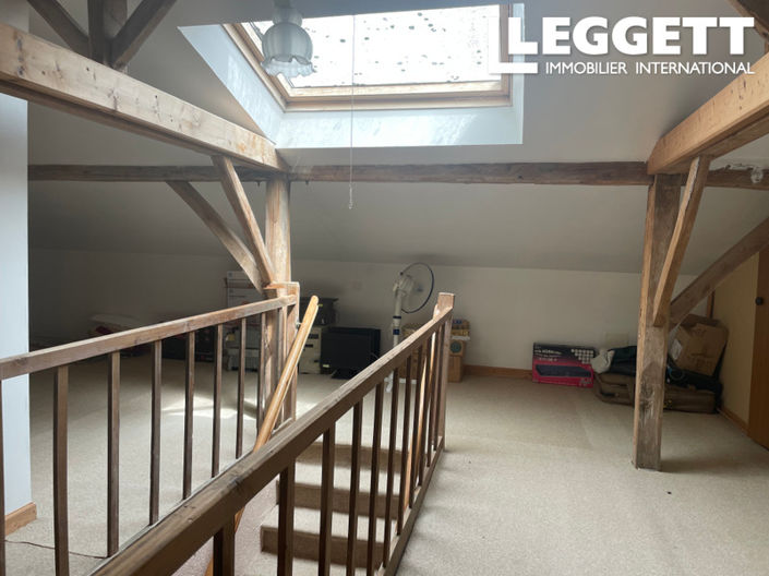 Image No.6-4 Bed House for sale