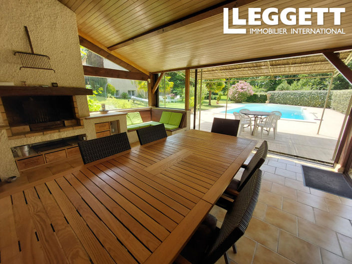 Image No.9-7 Bed House for sale