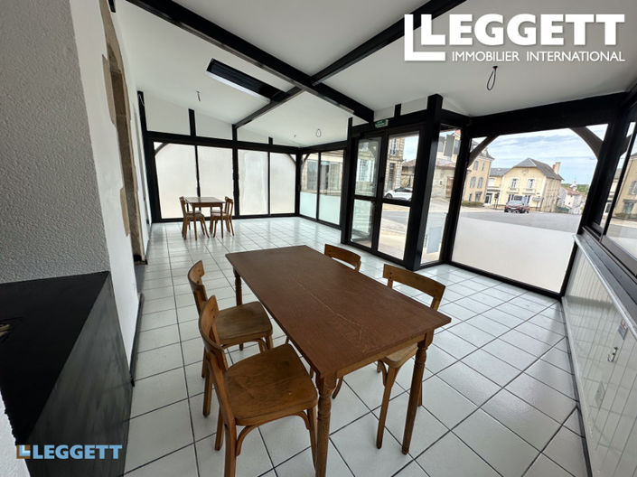 Image No.3-6 Bed House for sale