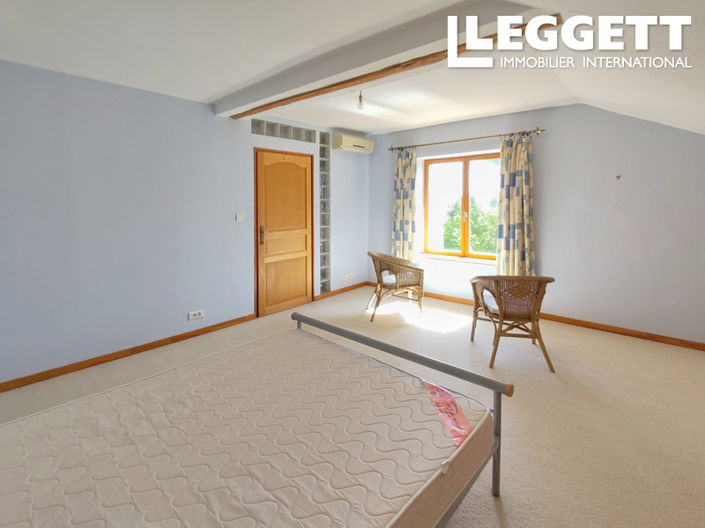 Image No.5-3 Bed House for sale