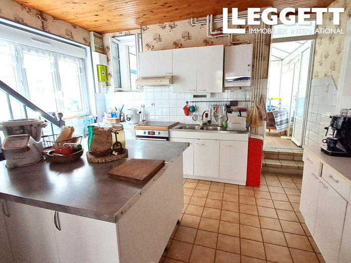 Image No.10-4 Bed House for sale