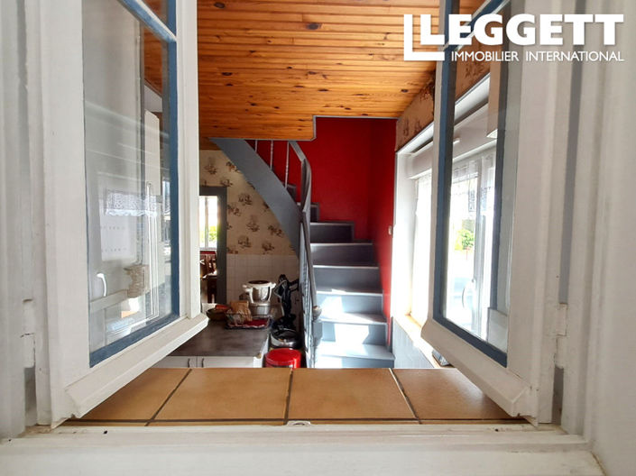 Image No.2-4 Bed House for sale