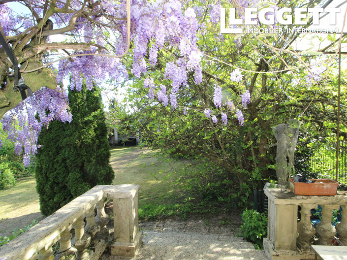 Image No.2-Maison de 5 chambres à vendre à Confolens