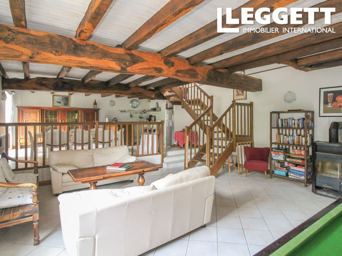 Image No.6-9 Bed House for sale