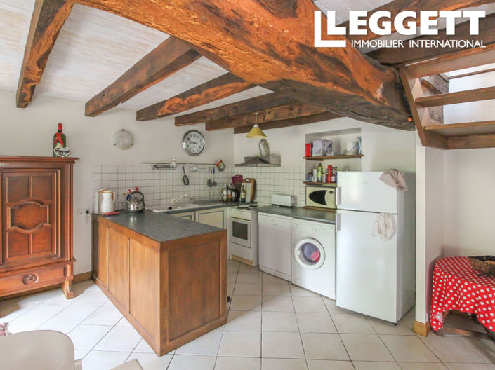 Image No.7-9 Bed House for sale