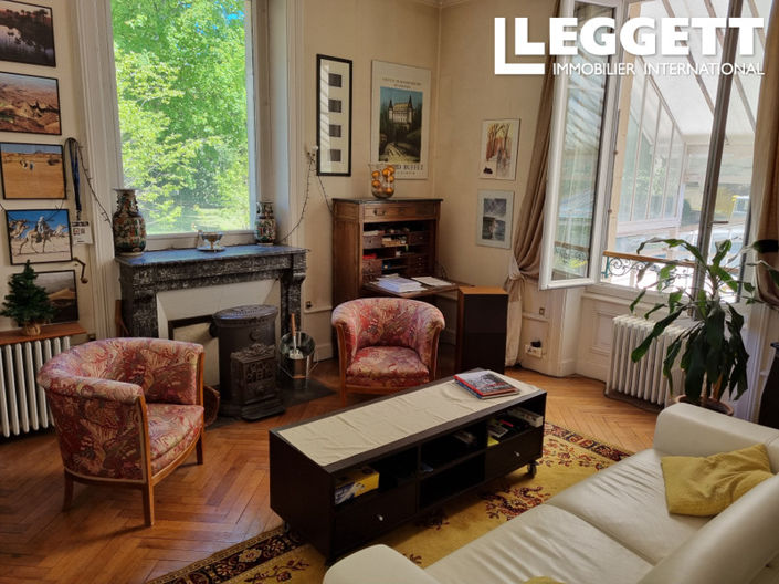 Image No.7-7 Bed House for sale