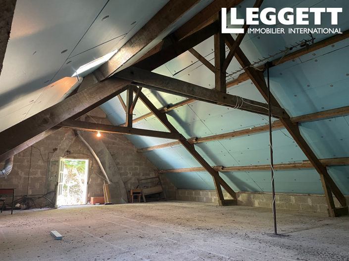 Image No.8-4 Bed House for sale