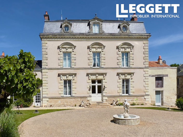 Image No.1-Châteaux de 9 chambres à vendre à Saint-Macaire-du-Bois