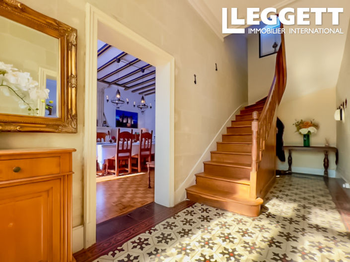 Image No.5-9 Bed Chateaux for sale