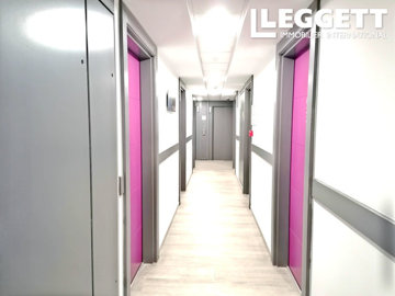 ahr0chm6ly9jzg4uagvzdglhlmltbw8vaw1hz2uvvevom