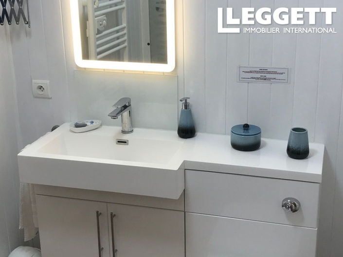 Image No.10-4 Bed House for sale