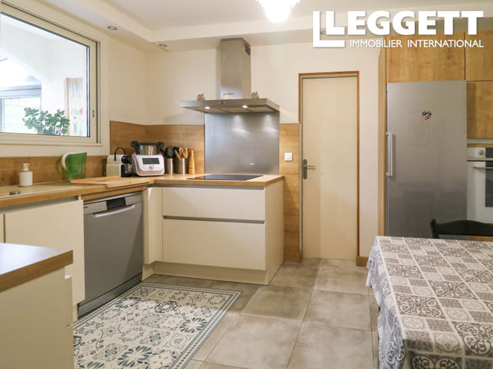 Image No.5-4 Bed House for sale