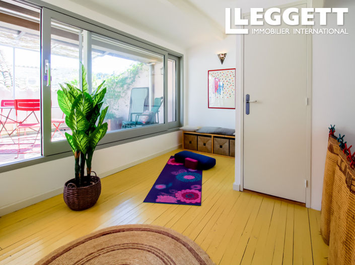 Image No.9-3 Bed House for sale