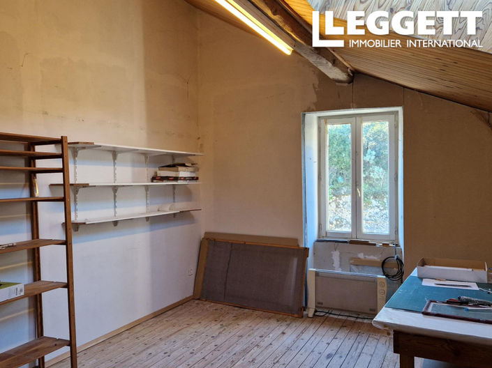 Image No.6-2 Bed House for sale