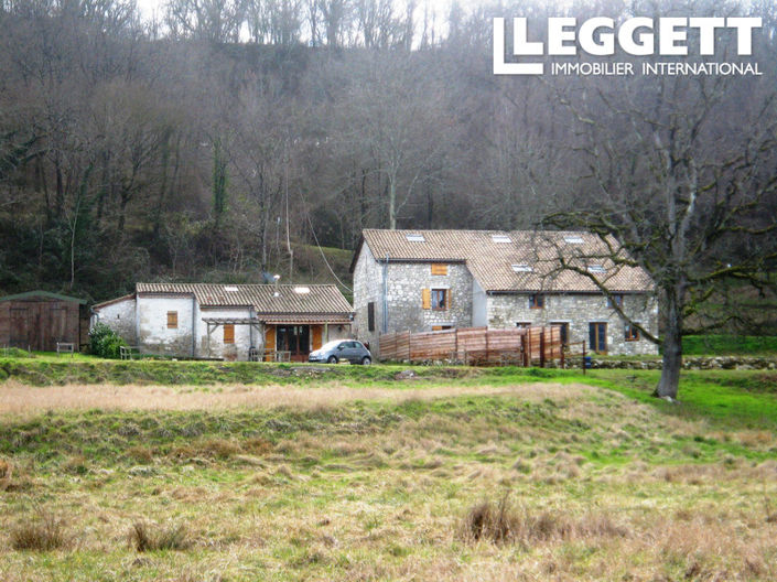 Image No.2-10 Bed Commercial for sale