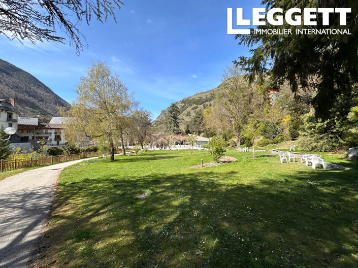 Image No.10-7 Bed House for sale