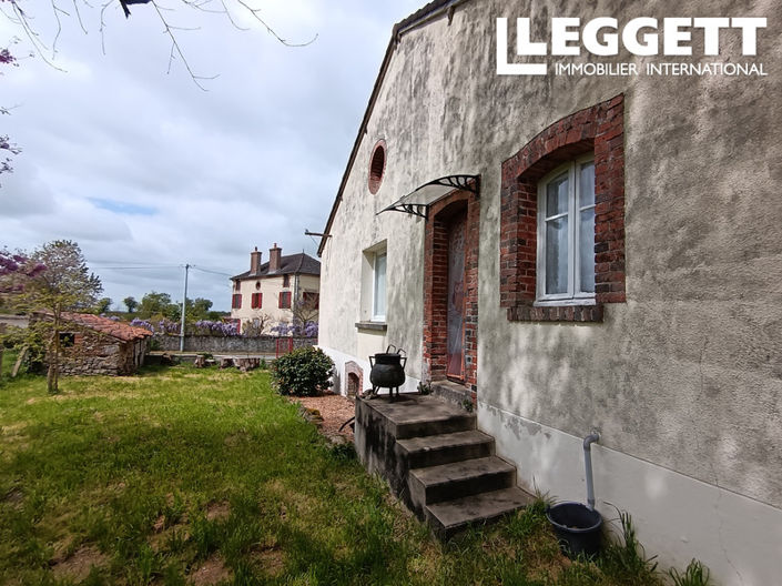 Image No.8-1 Bed House for sale