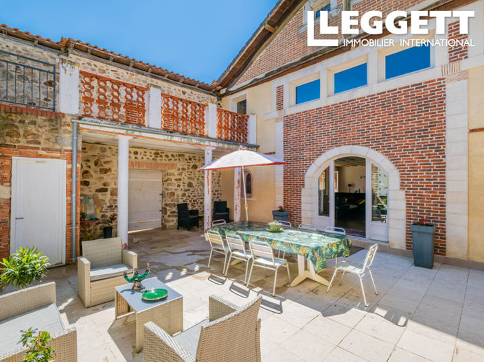 Image No.6-4 Bed House for sale