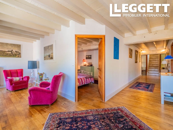 Image No.9-4 Bed House for sale