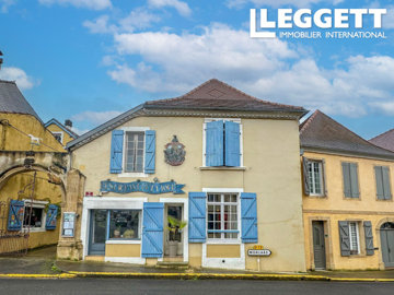 1 - Lembeye, Commercial